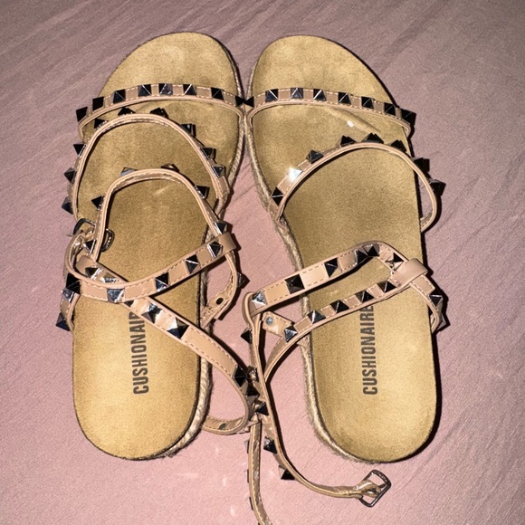 Super cute! Wrap around ankle sandals! Cushionaire! Only tried on! - Picture 1 of 2